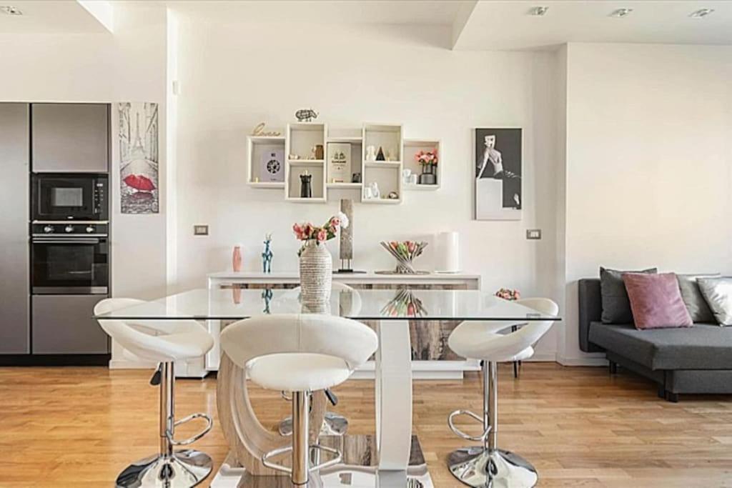 City Life Milan Apartment - Wi-Fi & Smart Tv Екстериор снимка